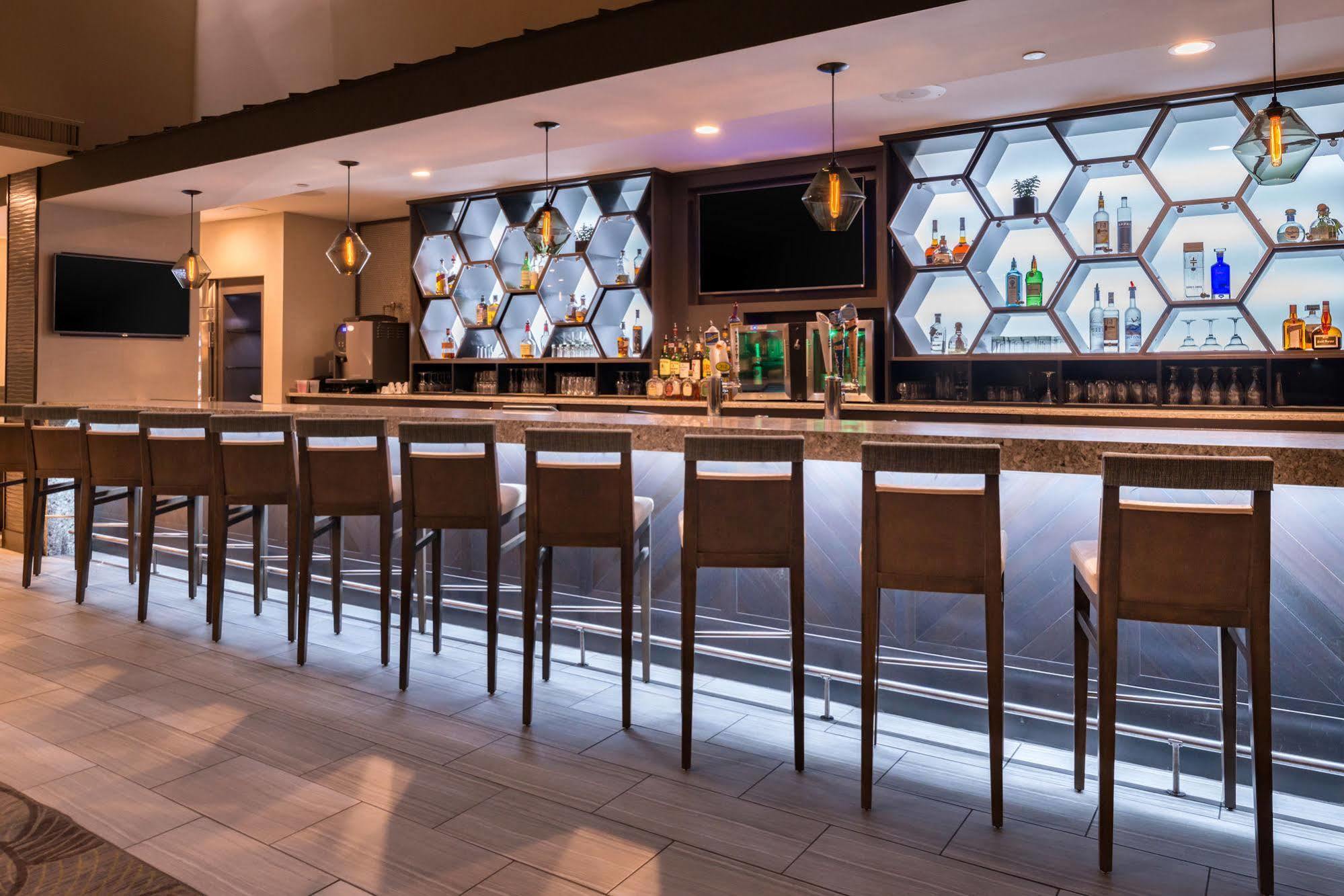 เจกส์ 58 Hotel Islandia ภายนอก รูปภาพ