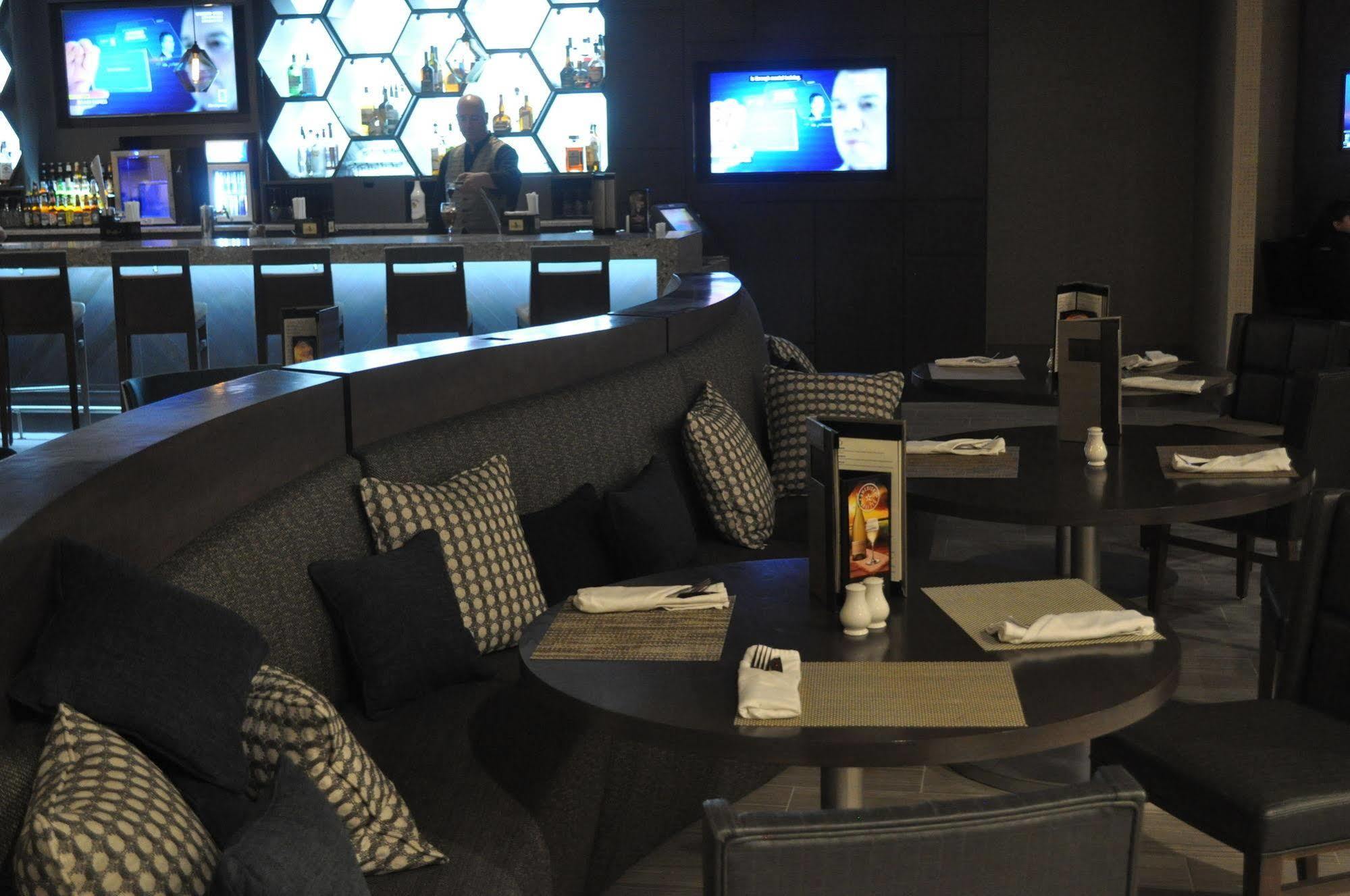เจกส์ 58 Hotel Islandia ภายนอก รูปภาพ